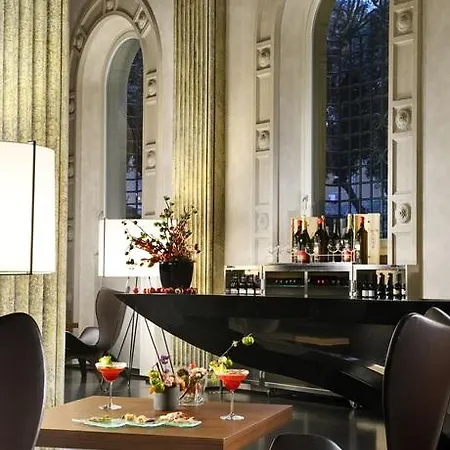 Palazzo Montemartini Rome, A Radisson Collection Hotel Rom