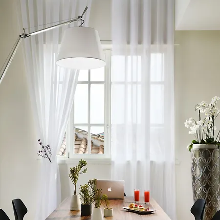 Palazzo Montemartini Rome, A Radisson Collection 5*