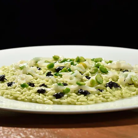 Palazzo Montemartini Rome, A Radisson Collection 5*