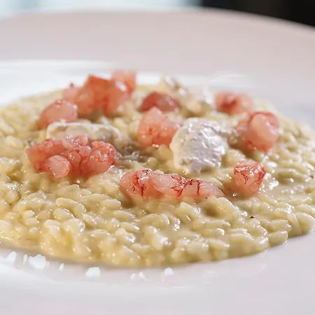 Palazzo Montemartini Rome, A Radisson Collection 5* Roma