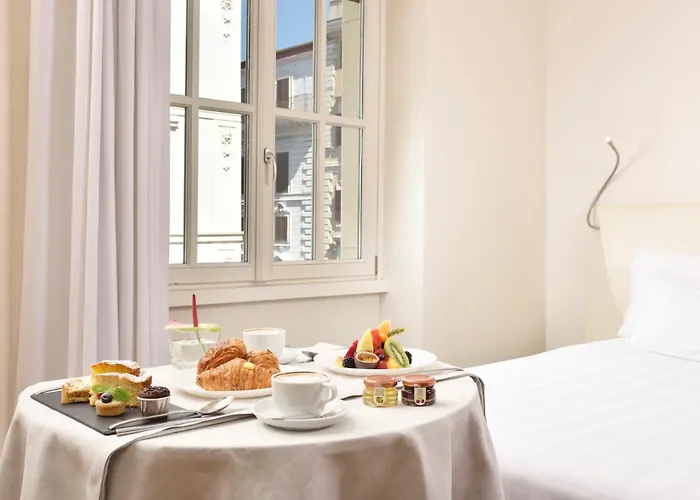 Palazzo Montemartini Rome, A Radisson Collection 5*