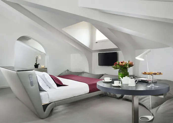 Hotel Palazzo Montemartini Rome, A Radisson Collection Roma