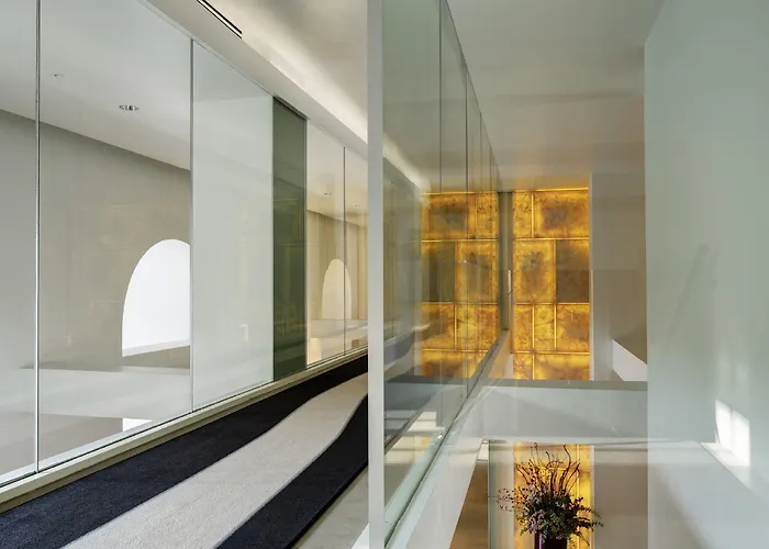 Palazzo Montemartini Rome, A Radisson Collection 5* Roma