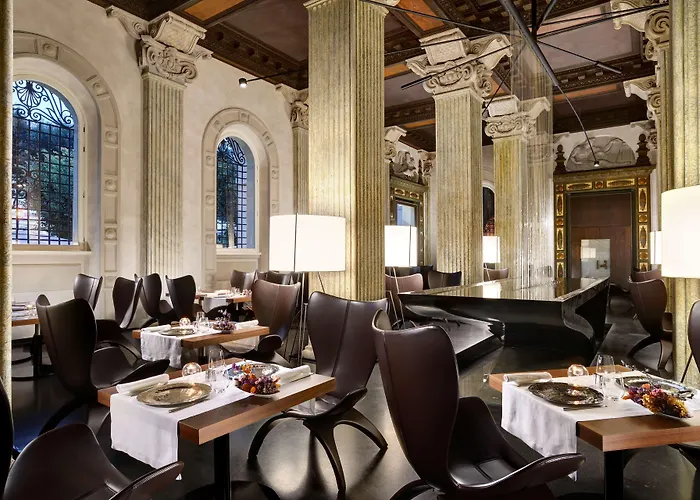 Hotel Palazzo Montemartini Rome, A Radisson Collection Roma