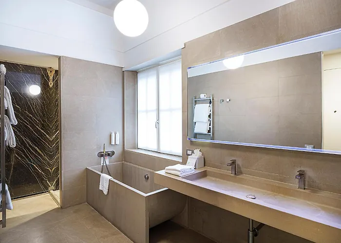 Palazzo Montemartini Rome, A Radisson Collection Hotel