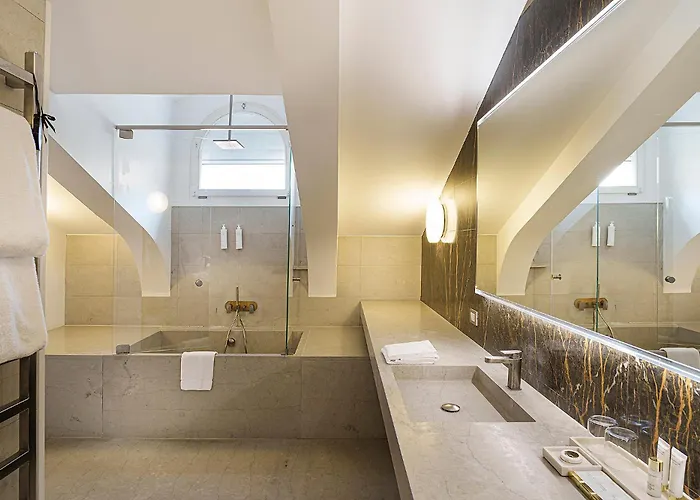 Palazzo Montemartini Rome, A Radisson Collection