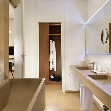 Otel Palazzo Montemartini Rome, A Radisson Collection