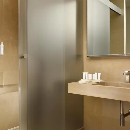 Otel Palazzo Montemartini Rome, A Radisson Collection