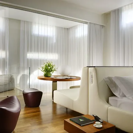 Palazzo Montemartini Rome, A Radisson Collection