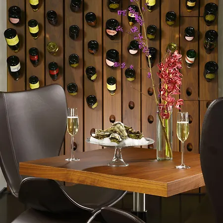 Hotel Palazzo Montemartini Rome, A Radisson Collection Roma